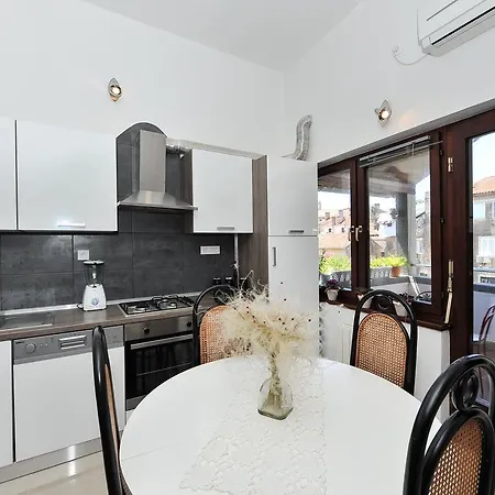 Apartment Borgo *