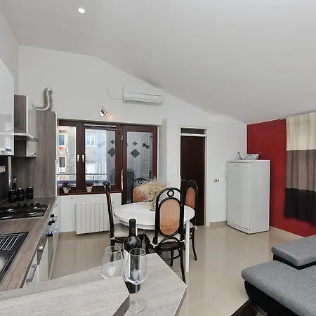 Borgo Apartment *