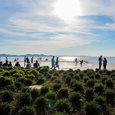 Borgo アパート *